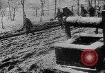 Immagine di Le forze tedesche combattono i sovietici sul fronte orientale nella guerra mondiale II Russia, 1944, secondo 49 filmato di repertorio 65675053350