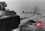 Immagine di I tedeschi Panzer Grenadiers impegnano le forze sovietiche sul fronte orientale Russia, 1944, secondo 34 filmato di repertorio 65675053351
