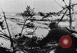 Immagine di I tedeschi Panzer Grenadiers impegnano le forze sovietiche sul fronte orientale Russia, 1944, secondo 49 filmato di repertorio 65675053351
