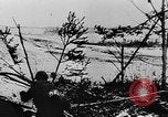 Immagine di I tedeschi Panzer Grenadiers impegnano le forze sovietiche sul fronte orientale Russia, 1944, secondo 51 filmato di repertorio 65675053351