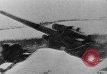 Immagine di I tedeschi Panzer Grenadiers impegnano le forze sovietiche sul fronte orientale Russia, 1944, secondo 58 filmato di repertorio 65675053351