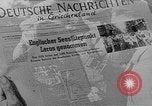 Standbild Zeitungsberichte Erfassung der britischen Seebasis Samos Griechenland, 1944, aus Sekunde 20 historischem Filmmaterial Videoclip 65675053352