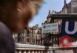 Immagine di Civili tedesco Berlino Germania, 1945, secondo 8 filmato di repertorio 65675053358