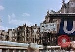 Immagine di Civili tedesco Berlino Germania, 1945, secondo 29 filmato di repertorio 65675053358