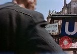 Immagine di Civili tedesco Berlino Germania, 1945, secondo 30 filmato di repertorio 65675053358