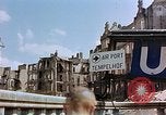 Immagine di Civili tedesco Berlino Germania, 1945, secondo 41 filmato di repertorio 65675053358