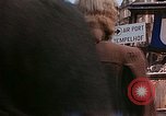 Immagine di Civili tedesco Berlino Germania, 1945, secondo 42 filmato di repertorio 65675053358