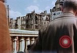 Immagine di Civili tedesco Berlino Germania, 1945, secondo 52 filmato di repertorio 65675053358