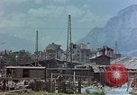 Image des ruines d'une usine la Bavière en Allemagne, 1945, de la seconde 8 séquences d'archives historiques vidéo 65675053360