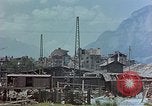 Image des ruines d'une usine la Bavière en Allemagne, 1945, de la seconde 15 séquences d'archives historiques vidéo 65675053360