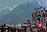 Image des ruines d'une usine la Bavière en Allemagne, 1945, de la seconde 20 séquences d'archives historiques vidéo 65675053360