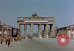 Image La Porte de Brandebourg Berlin Allemagne, 1945, de la seconde 3 séquences d'archives historiques vidéo 65675053361