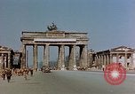 Image La Porte de Brandebourg Berlin Allemagne, 1945, de la seconde 7 séquences d'archives historiques vidéo 65675053361