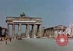 Image La Porte de Brandebourg Berlin Allemagne, 1945, de la seconde 8 séquences d'archives historiques vidéo 65675053361