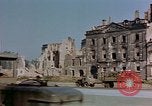 Image La Porte de Brandebourg Berlin Allemagne, 1945, de la seconde 19 séquences d'archives historiques vidéo 65675053361