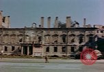 Image La Porte de Brandebourg Berlin Allemagne, 1945, de la seconde 25 séquences d'archives historiques vidéo 65675053361