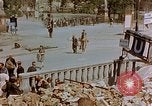 Immagine di Ingresso della metropolitana Berlino Germania, 1945, secondo 5 filmato di repertorio 65675053362