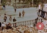 Immagine di Ingresso della metropolitana Berlino Germania, 1945, secondo 6 filmato di repertorio 65675053362