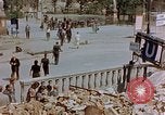 Immagine di Ingresso della metropolitana Berlino Germania, 1945, secondo 17 filmato di repertorio 65675053362