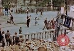 Immagine di Ingresso della metropolitana Berlino Germania, 1945, secondo 27 filmato di repertorio 65675053362