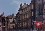 Immagine di Ingresso della metropolitana Berlino Germania, 1945, secondo 61 filmato di repertorio 65675053362