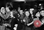 Image des activités récréatives Berlin Allemagne, 1945, de la seconde 59 séquences d'archives historiques vidéo 65675053376