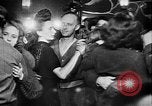 Image des activités récréatives Berlin Allemagne, 1945, de la seconde 62 séquences d'archives historiques vidéo 65675053376