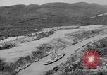 Standbild US Navy Pacific Kampf Flotte zu Hause ankommt United States USA, 1945, aus Sekunde 61 historischem Filmmaterial Videoclip 65675053377