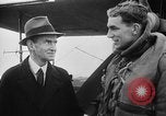 Standbild Floating Luft Streifen Vereinigtes Königreich, 1945, aus Sekunde 13 historischem Filmmaterial Videoclip 65675053379