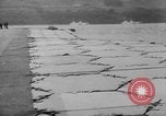 Standbild Floating Luft Streifen Vereinigtes Königreich, 1945, aus Sekunde 24 historischem Filmmaterial Videoclip 65675053379