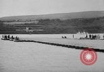 Standbild Floating Luft Streifen Vereinigtes Königreich, 1945, aus Sekunde 30 historischem Filmmaterial Videoclip 65675053379