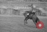 Standbild Rodeo Wettbewerb Huntsville Texas USA, 1945, aus Sekunde 23 historischem Filmmaterial Videoclip 65675053380