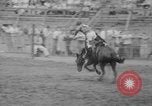Standbild Rodeo Wettbewerb Huntsville Texas USA, 1945, aus Sekunde 24 historischem Filmmaterial Videoclip 65675053380