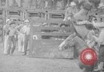 Standbild Rodeo Wettbewerb Huntsville Texas USA, 1945, aus Sekunde 35 historischem Filmmaterial Videoclip 65675053380