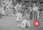 Standbild Rodeo Wettbewerb Huntsville Texas USA, 1945, aus Sekunde 39 historischem Filmmaterial Videoclip 65675053380