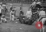 Standbild Rodeo Wettbewerb Huntsville Texas USA, 1945, aus Sekunde 44 historischem Filmmaterial Videoclip 65675053380