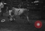 Standbild Rodeo Wettbewerb Huntsville Texas USA, 1945, aus Sekunde 55 historischem Filmmaterial Videoclip 65675053380