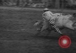 Standbild Rodeo Wettbewerb Huntsville Texas USA, 1945, aus Sekunde 60 historischem Filmmaterial Videoclip 65675053380
