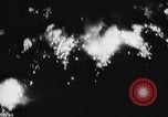 Standbild Intensive Bombardierung von Pforzheim Deutschland Pforzheim Deutschland, 1945, aus Sekunde 26 historischem Filmmaterial Videoclip 65675053382