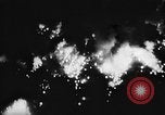 Standbild Intensive Bombardierung von Pforzheim Deutschland Pforzheim Deutschland, 1945, aus Sekunde 28 historischem Filmmaterial Videoclip 65675053382