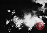 Standbild Intensive Bombardierung von Pforzheim Deutschland Pforzheim Deutschland, 1945, aus Sekunde 30 historischem Filmmaterial Videoclip 65675053382