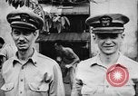 Standbild US Navy Befreite Kriegsgefangene in Philippinen Bilibid Philippinen, 1945, aus Sekunde 9 historischem Filmmaterial Videoclip 65675053383