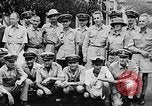 Standbild US Navy Befreite Kriegsgefangene in Philippinen Bilibid Philippinen, 1945, aus Sekunde 10 historischem Filmmaterial Videoclip 65675053383