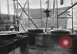 Standbild US Navy Befreite Kriegsgefangene in Philippinen Bilibid Philippinen, 1945, aus Sekunde 22 historischem Filmmaterial Videoclip 65675053383