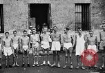 Standbild US Navy Befreite Kriegsgefangene in Philippinen Bilibid Philippinen, 1945, aus Sekunde 25 historischem Filmmaterial Videoclip 65675053383