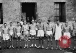 Standbild US Navy Befreite Kriegsgefangene in Philippinen Bilibid Philippinen, 1945, aus Sekunde 26 historischem Filmmaterial Videoclip 65675053383