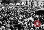 Standbild US Navy Befreite Kriegsgefangene in Philippinen Bilibid Philippinen, 1945, aus Sekunde 53 historischem Filmmaterial Videoclip 65675053383