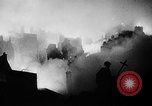 Immagine di Il bombardamento di Blitz Londra Inghilterra Regno Unito, 1941, secondo 3 filmato di repertorio 65675053392