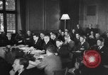 Standbild Konferenz London England Vereinigtes Königreich, 1945, aus Sekunde 25 historischem Filmmaterial Videoclip 65675053401