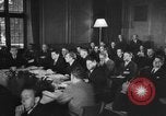 Standbild Konferenz London England Vereinigtes Königreich, 1945, aus Sekunde 26 historischem Filmmaterial Videoclip 65675053401